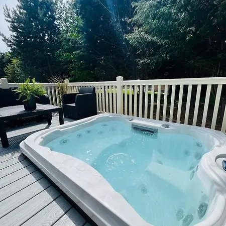 別荘 Woodpark With Hot Tub