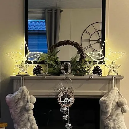 Woodpark With Hot Tub 別荘 ヨーク